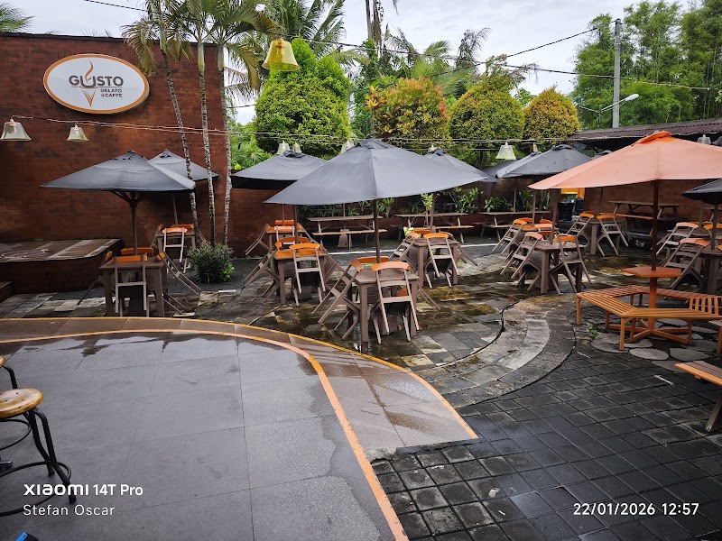 Gusto Gelato & Caffé - Gusto Gelato & Caffé, Jl. Mertanadi No.46B, Kerobokan Kelod, Kec. Kuta Utara, Kabupaten Badung, Bali 80361, Indonesia