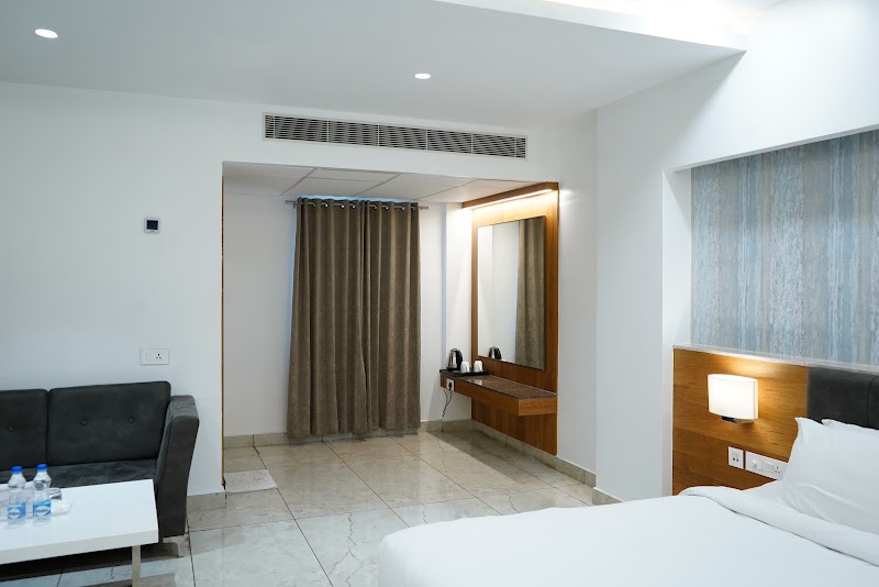 Hotel N - Hotel N, Lic Office Road, opp. sai Balaji Theatre, Main Bazar, Paidichintapadu, Eluru, Andhra Pradesh 534001, India