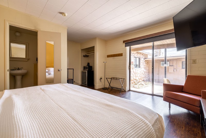The Star Motel - The Star Motel, 295 Jordan Rd, Sedona, AZ 86336, USA
