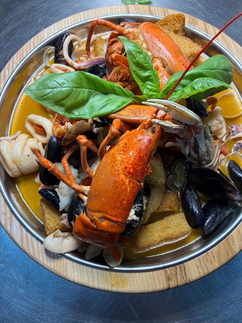 Blu Mare Restaurant - Blu Mare Restaurant, Via Paolo Emilio, 69/A, 00192 Roma RM, Italy