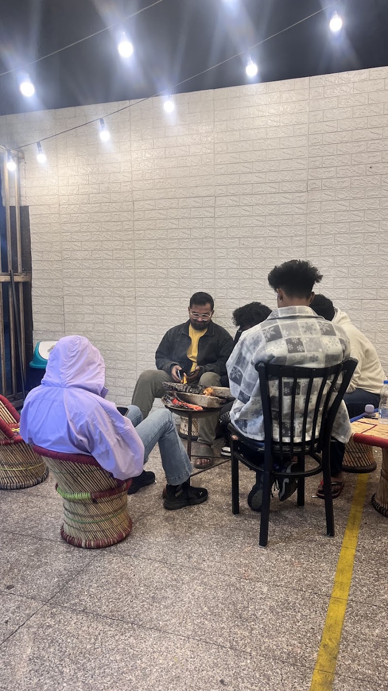 Chai Coffee Connect - Chai Coffee Connect Shop no. 44, 7th Avenue market, West, near Greater Noida West Road, Noida Extension, Gaur City 1, mall, Greater Noida, Ghaziabad, Uttar Pradesh 201318, India