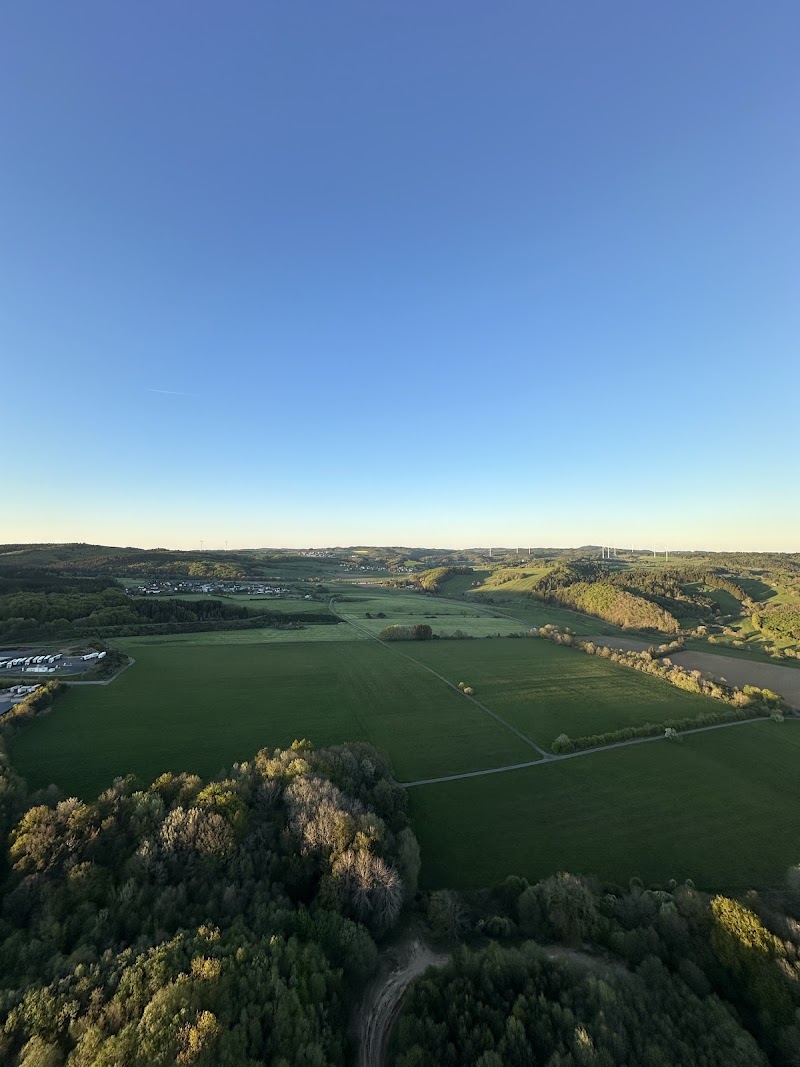 Ballonsportverein Rhein-Mosel e.V. - Ballonsportverein Rhein-Mosel e.V., Leopoldstraße 14, 54550 Daun, Germany