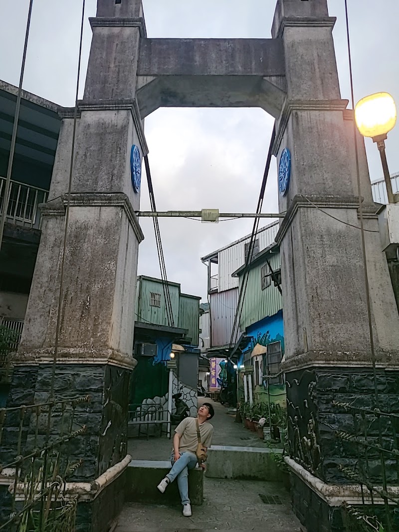 TR Shifen Station - TR Shifen Station No. 51號, Shifen St, Shifen Village, Pingxi District, New Taipei City, Taiwan 226
