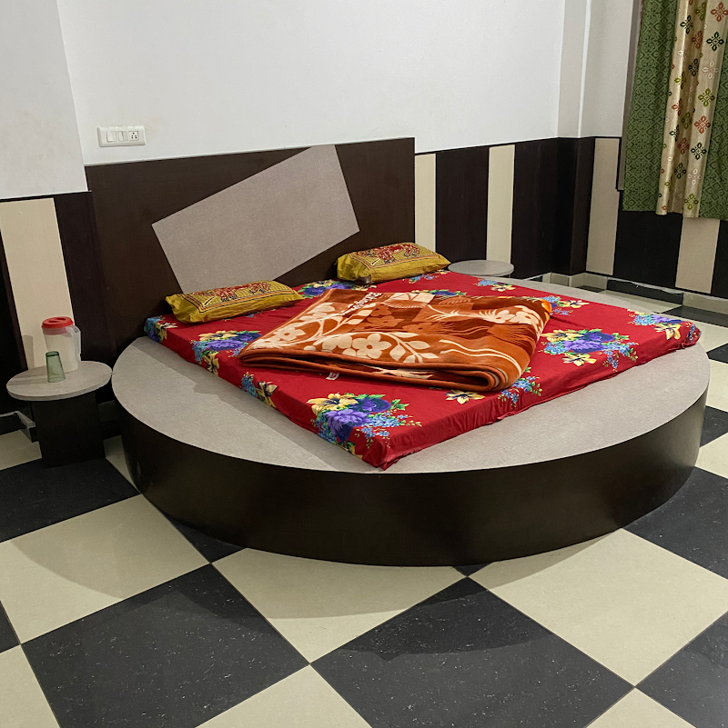 Roma guest House - Roma guest House Moien, Chintpurni, Himachal Pradesh 177110, India