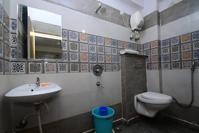 Hotel Pearlinn - Hotel Pearlinn Landmark City, cenal road, near Al-kareem, Kunadi, Electricity Board Area, Kota, Rajasthan 324008, India