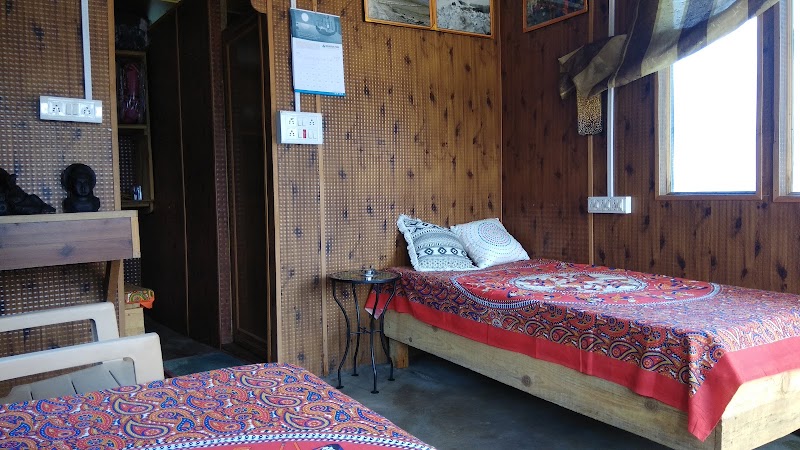 Himalaya Trek Inn - Team 456 | Cottage in Sankri - Himalaya Trek Inn - Team 456 | Cottage in Sankri, Saur Village, Mori Block, Sankri, Sidri, Uttarakhand 249128, India