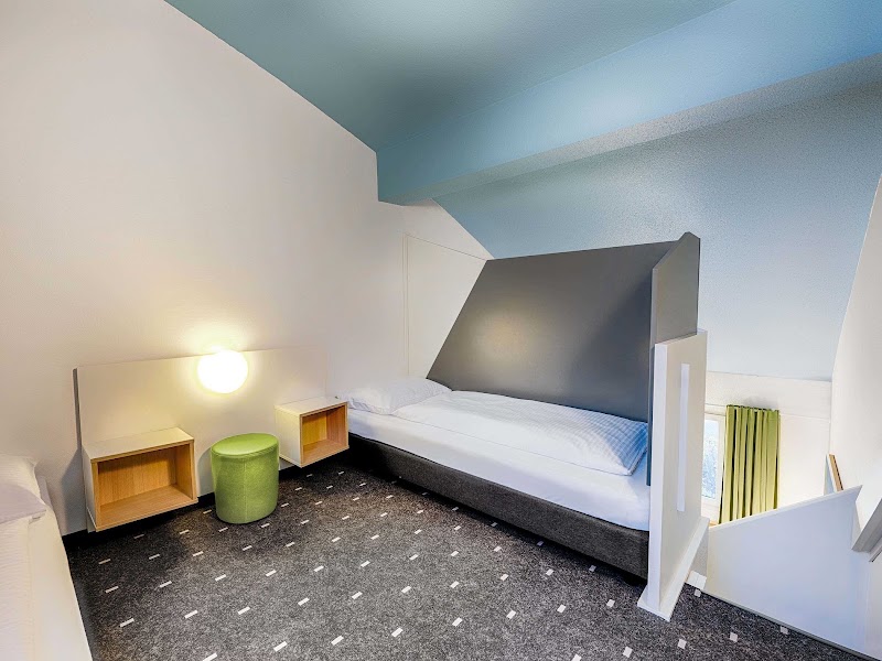 B&B HOTEL Köln-Frechen - B&B HOTEL Köln-Frechen Kölner Str. 213, 50226 Frechen, Germany