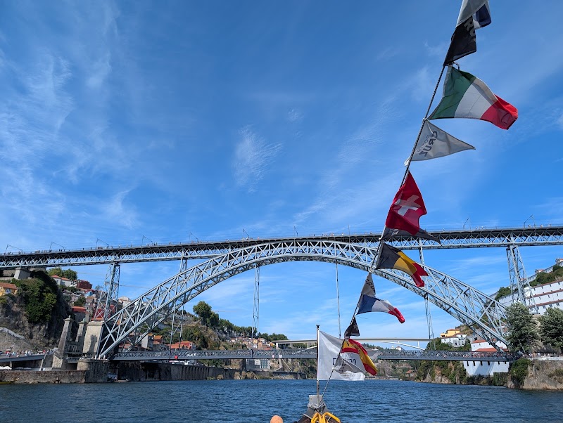 Rota do Douro - Rota do Douro, R. Guilherme Gomes Fernandes 162 e 164, 4400-175 Vila Nova de Gaia, Portugal