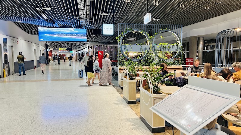 Brisbane Airport - Brisbane Airport Airport Dr, Brisbane Airport QLD 4008, Australia