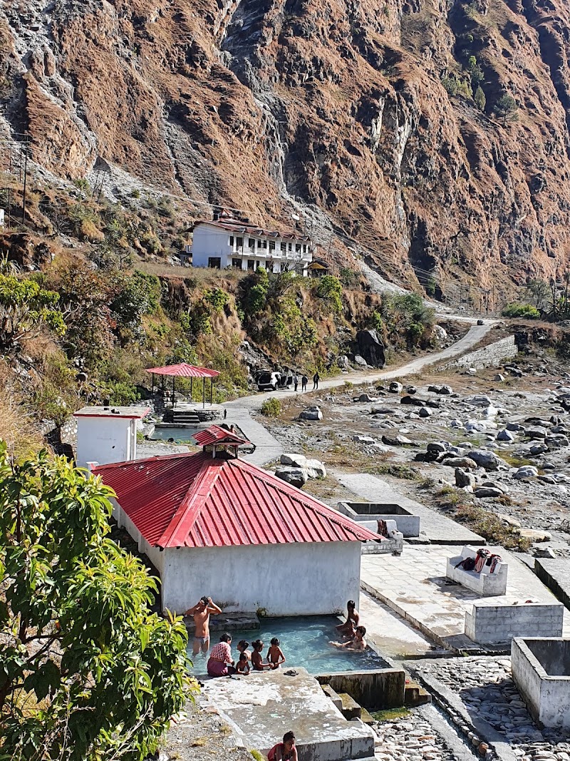 Hot Springs, Madkot - Hot Springs, Madkot, 3822+2GV, Madkot, Pithoragarh, Uttarakhand 262554, India
