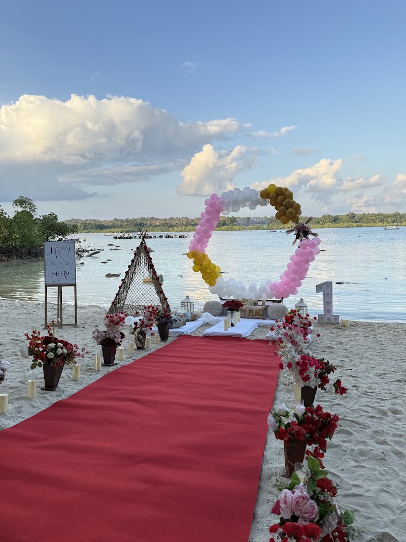 Nemo Cafe - The Beach Bar & Night Club at Havelock Island - Nemo Cafe - The Beach Bar & Night Club at Havelock Island Beach No.2,Havelock Island, Havelock Island Beach Resort,Govind Nagar Beach Havelock Island, Andaman and Nicobar Islands 744211, India
