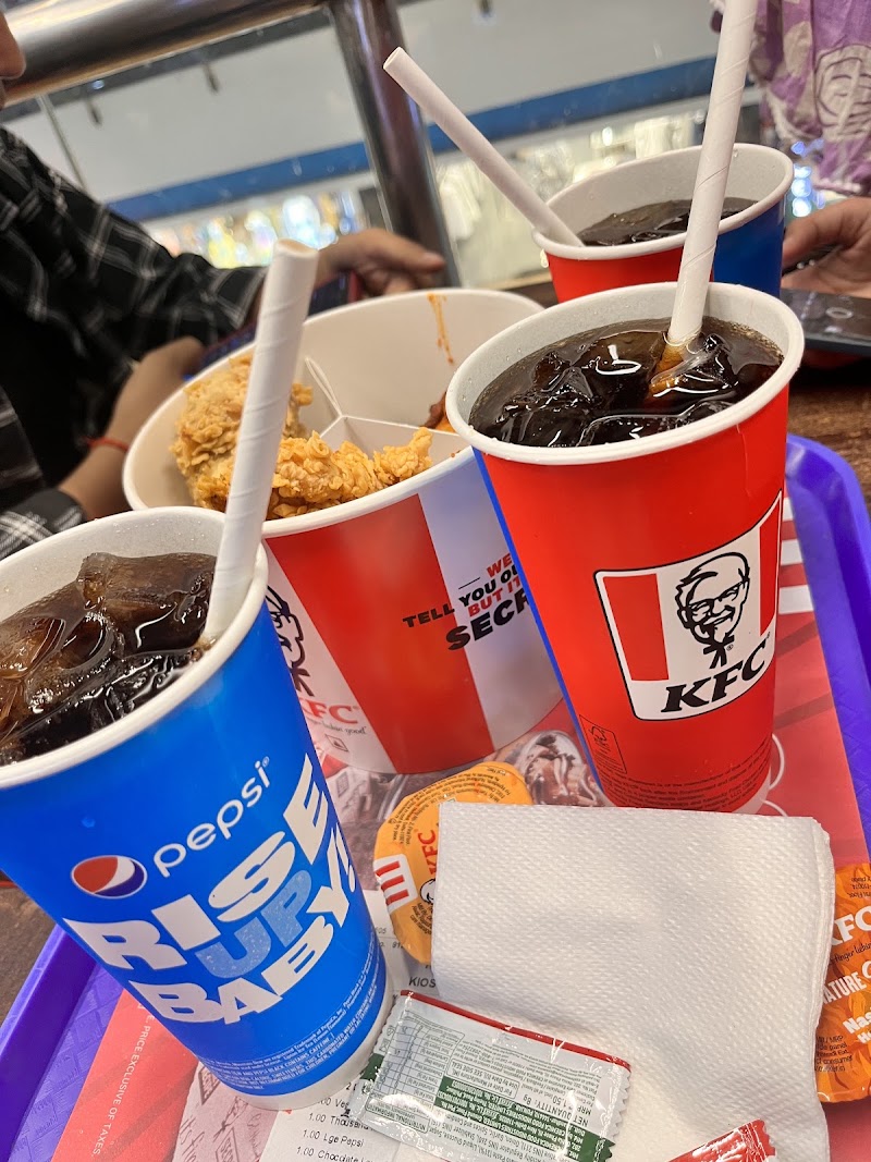 KFC - KFC No 2 & 3, 2nd Floor, JHV Mall, The Mall Rd, Cantonment, Varanasi, Uttar Pradesh 221002, India