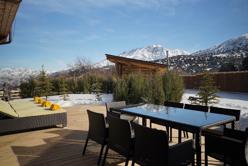 Le Chalet by Amirsoy