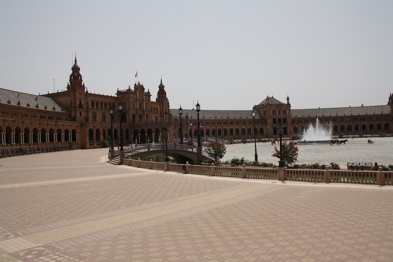 Avenida Isabel la Católica - Avenida Isabel la Católica, Av. Isabel la Católica, 41013 Sevilla, Spain