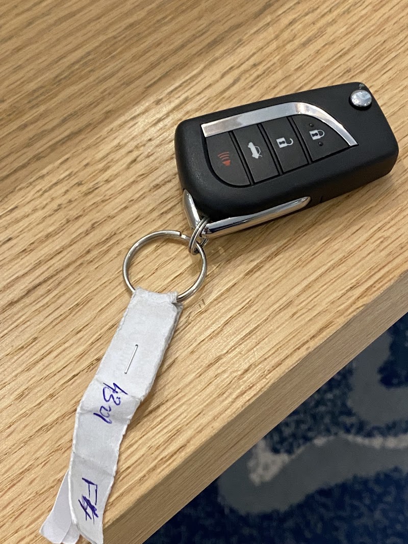 Hertz Car Rental - Hertz Car Rental, SEEB INTL AIRPORT MUSCAT OM, Muscat 100, Oman