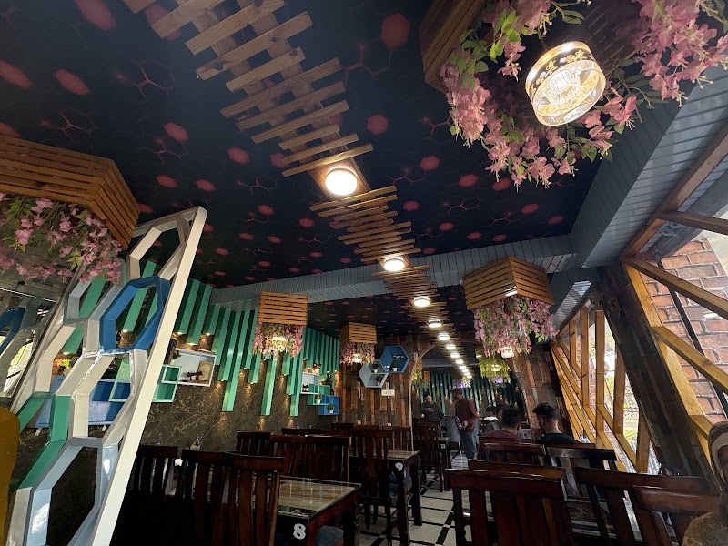 Red Sauce Restaurant and Cafe - Red Sauce Restaurant and Cafe, Kaichach koot, Awantipora, Kaichak Kot, 192122
