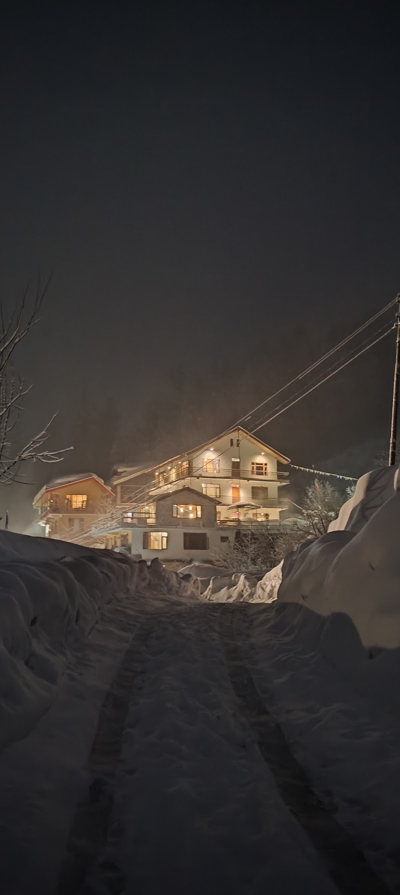 The Igloo Village Sethan - The Igloo Village Sethan Sethan, Village, Manali, Himachal Pradesh 175143, India
