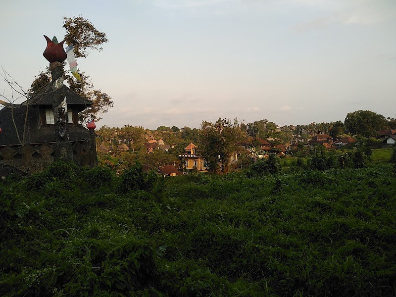 Penestanan​ stairs - Penestanan​ stairs, F7W3+P33, Jl. Raya Campuan, Sayan, Kecamatan Ubud, Kabupaten Gianyar, Bali 80571, Indonesia