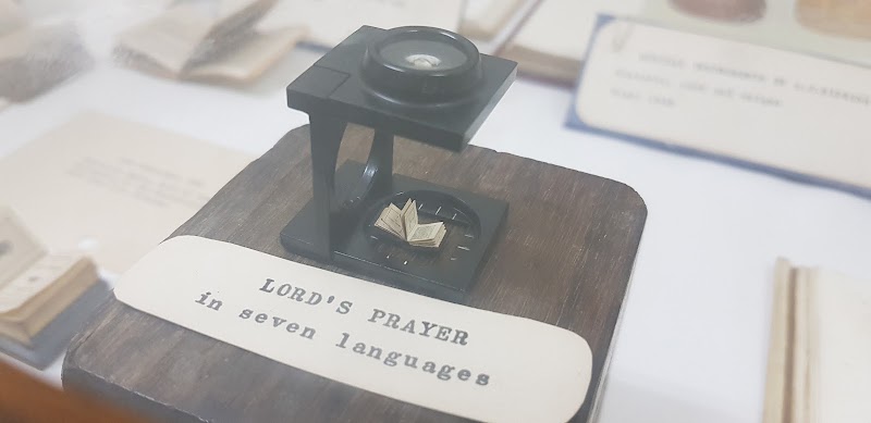 The Adyar Library and Research Centre - The Adyar Library and Research Centre, 2758+7R3, Theosophical Society, Adyar, Chennai, Tamil Nadu 600020, India