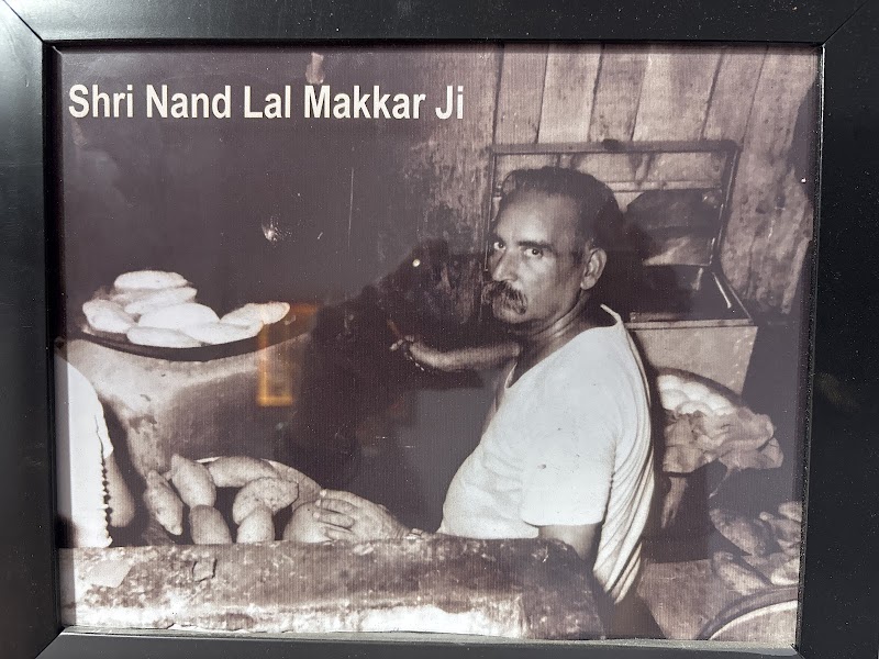 Shree Nand Di Hatti Karol Bagh - Shree Nand Di Hatti Karol Bagh Birla Flat, Elahi Bux Rd, near kabana hotel, opposite sagar scooter house, Pocket 29, Naiwala, Karol Bagh, New Delhi, Delhi, 110005, India