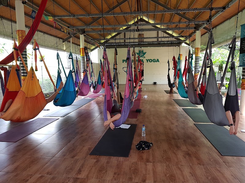 Pranava Yoga - Pranava Yoga 84VW+7X9, Jl Gangga Pelambingan Gg. Dewi Sri, Tibubeneng, Kec. Kuta Utara, Kabupaten Badung, Bali 80361, Indonesia
