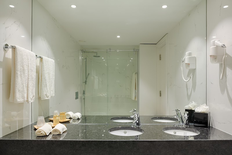 Hotel Premium Porto Downtown - Hotel Premium Porto Downtown Av. de Rodrigues de Freitas 427, 4000-423 Porto, Portugal