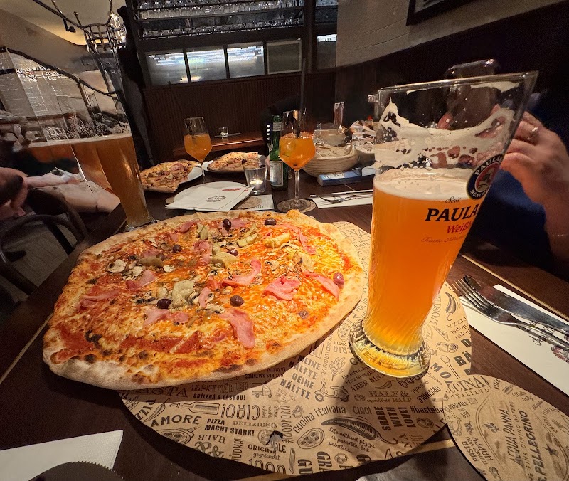 L'osteria - L'osteria, Hans-Sachs-Platz 14, 90403 Nürnberg, Germany