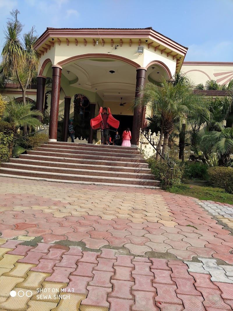 Harjas Resort - Harjas Resort, CQM2+635, VPO, Gagobua, Punjab 143302, India
