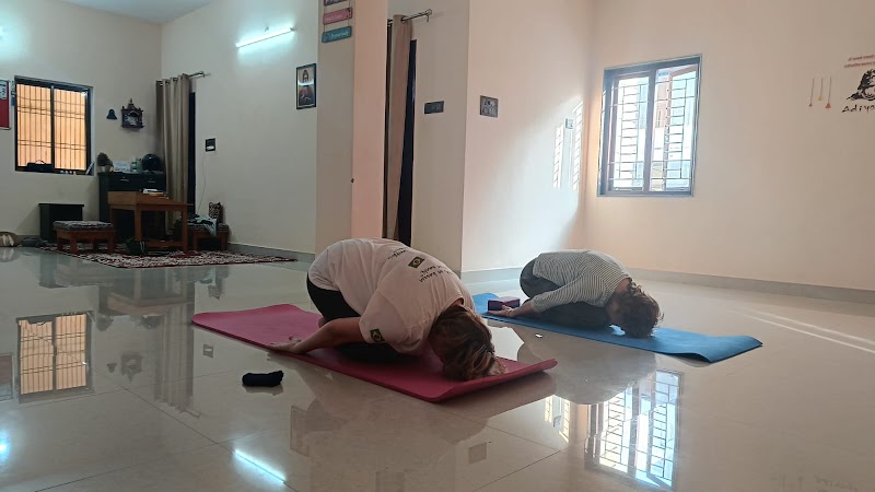 Jigyasa Yogshala - Jigyasa Yogshala B-27/70, Lane, 11, Ravindrapuri Rd, Durgakund, Anandbagh, Bhelupur, Varanasi, Uttar Pradesh 221005, India
