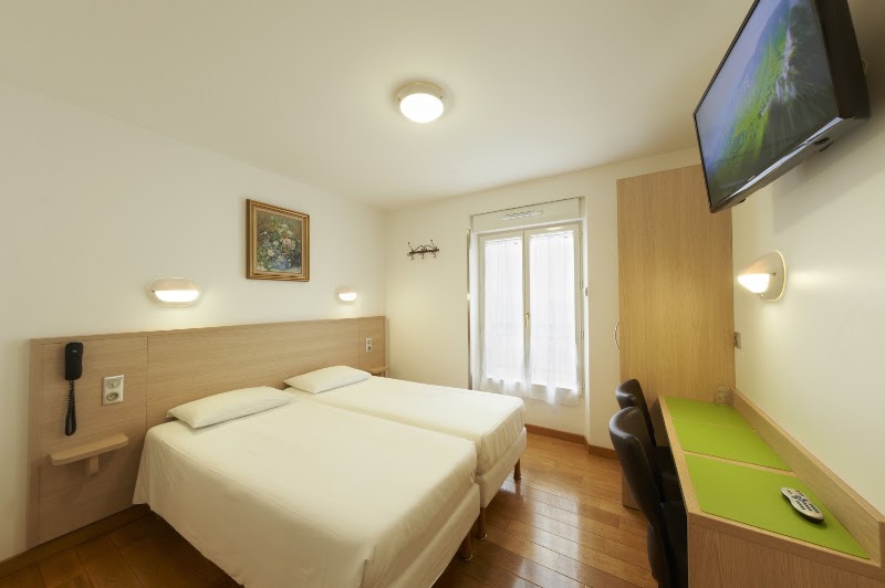 Hôtel Darcet - Hôtel Darcet 4 Rue Darcet, 75017 Paris, France