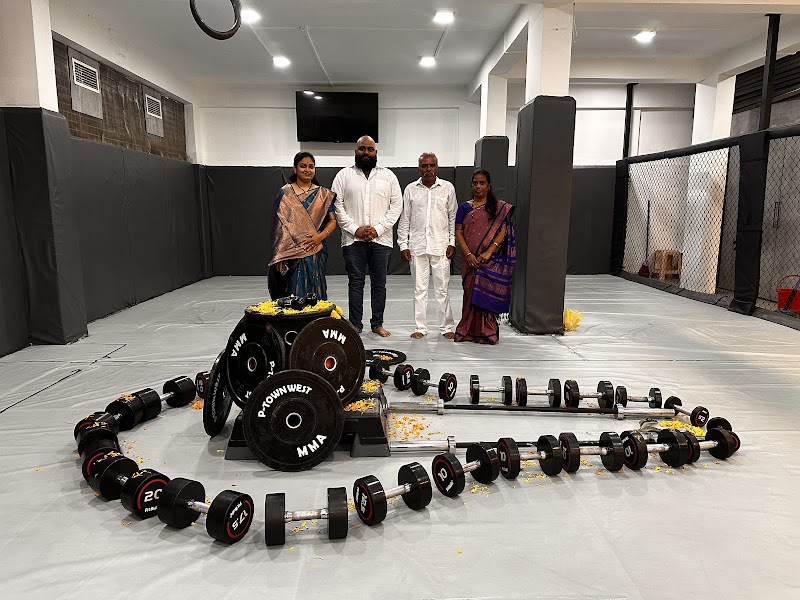 ULTIMATE FITNESS CLUB (P-TOWN WEST MMA) - ULTIMATE FITNESS CLUB (P-TOWN WEST MMA) Ground Floor, Vithala Rukmini Mandir, Baner Gaon, Baner, Pune, Maharashtra 411069, India