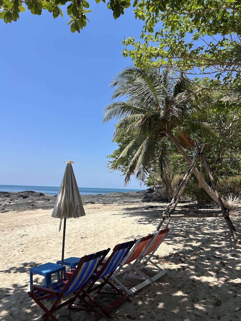 Nomad Beach Bar Koh Lanta - Nomad Beach Bar Koh Lanta, 109 Moo 5 Bamboo Beach, Yai, 4245 Following Giants Rd, ตำบล เกาะลันตาใหญ่ อำเภอเกาะลันตา กระบี่ 81150, Thailand