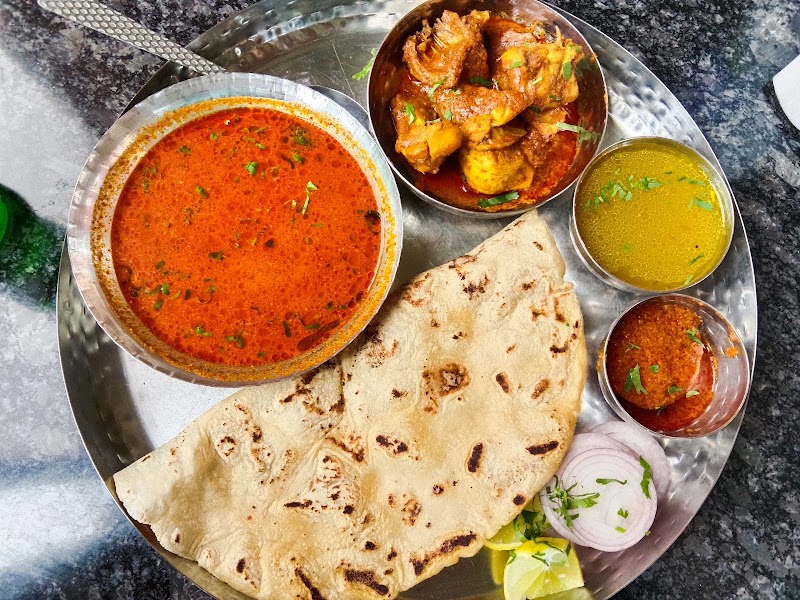 Hotal sarthak Veg and Non-veg - Hotal sarthak Veg and Non-veg 5R5W+WJ4, Bhor-Kapurhol Rd, Mohari Kh., Ganesh Nagar Bholawade, Maharashtra 412206, India