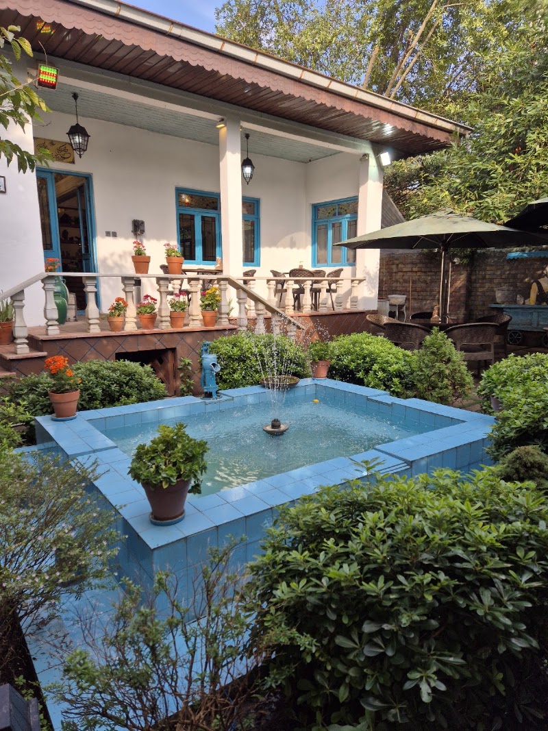 Yarmashalla Restaurant - Yarmashalla Restaurant, Gilan Province, Bandar Anzali, Sanaei Alley, FF8G+24V, Iran