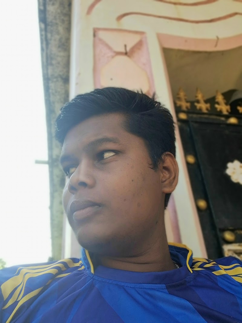Gu - Gu, 7WVX+W5J, Gulalbodi, Chhattisgarh 494669, India