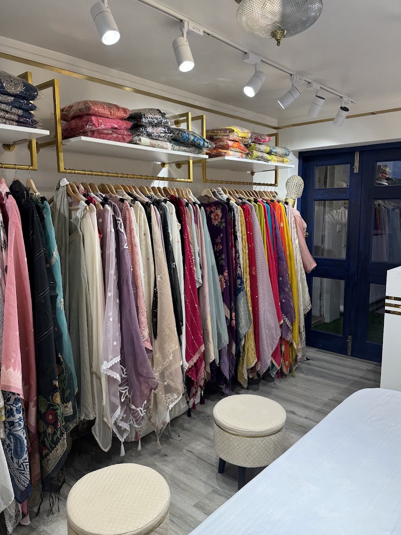 Vaneersha Vastraa - Vaneersha Vastraa 461, Ground Floor, Sector 14, Gurugram, Haryana 122007, India