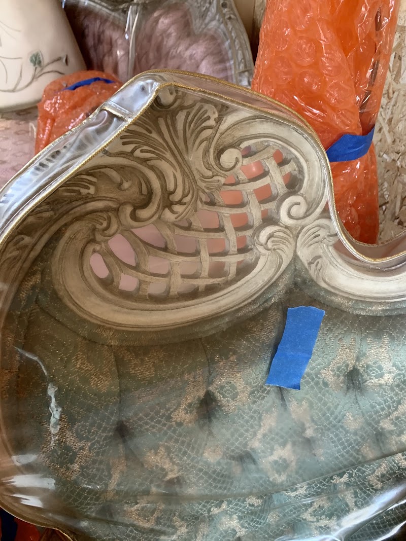 Riverfront Antiques & Design Center - Riverfront Antiques & Design Center, 99 S 3rd St #21, Hudson, NY 12534, USA