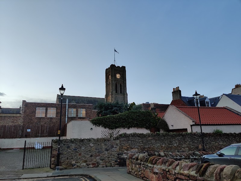 St Andrew Blackadder Church - St Andrew Blackadder Church, 83 High St, North Berwick EH39 4HB, UK