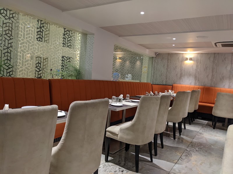 CREAM CENTRE Veg Restaurant - CREAM CENTRE Veg Restaurant 1st floor, Shiv Market, 1516, Vinoba Rd, next to Rajkamal Theatre, Devaraja Mohalla, Shivarampet, Mysuru, Karnataka 570001, India