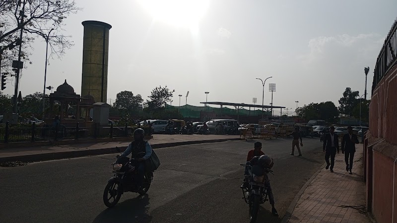 Rambag Circle Jaipur Bus Stop - Rambag Circle Jaipur Bus Stop VRW4+3XH, Bhawani Singh Rd, Lalkothi, Jaipur, Rajasthan 302015, India