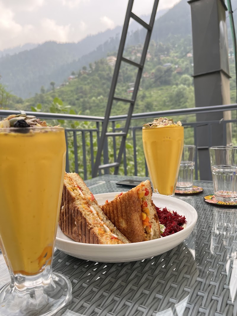 Eden Café & Stay - Eden Café & Stay Parmar Cottage, Village Sar, PO, Jibhi, Banjar, Himachal Pradesh 175123, India