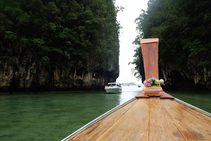 Hong Island Tour - Hong Island Tour, 2RQ8+9HR, Ao Nang, Mueang Krabi District, Krabi 81000, Thailand