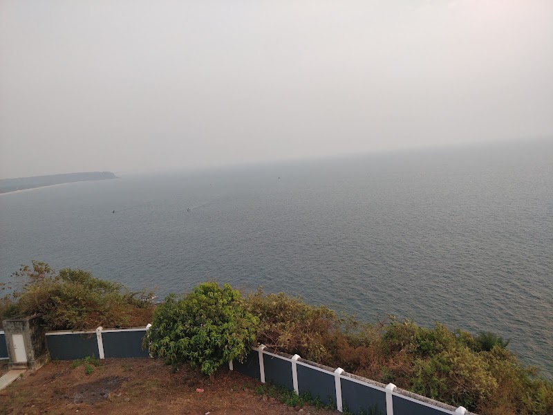 Vengurla Light House - Vengurla Light House, Vengurla Bandar Rd, Vengurla, Maharashtra 416516, India