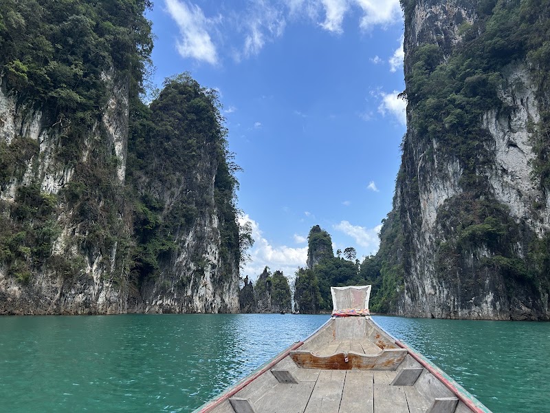 Krai Son Lake House - Krai Son Lake House, 3JH8+GQ4, รัช ช ประภา, Tambon Khao Phang, Amphoe Ban Ta Khun, Chang Wat Surat Thani 84230, Thailand