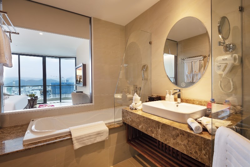 REGALIA GOLD HOTEL - REGALIA GOLD HOTEL, 39-41 Nguyễn Thị Minh Khai, Phường, Nha Trang, Khánh Hòa 650000, Vietnam