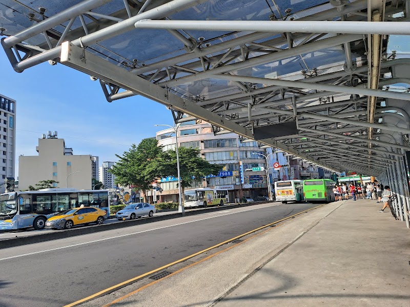 Fengyuan Transit Center - Fengyuan Transit Center, 420, Taiwan, Taichung City, Fengyuan District, Dongren St, 18號號