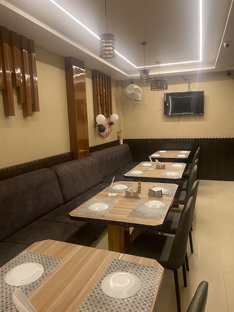 The Four Seasons Restro & Cafe - The Four Seasons Restro & Cafe GC Banerjee Rd, Mundichak, Bhikhanpur, Bhagalpur, Bihar 812001, India