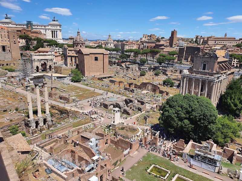 Parco archeologico del Colosseo - Parco archeologico del Colosseo Piazza S. Maria Nova, 53, 00186 Roma RM, Italy