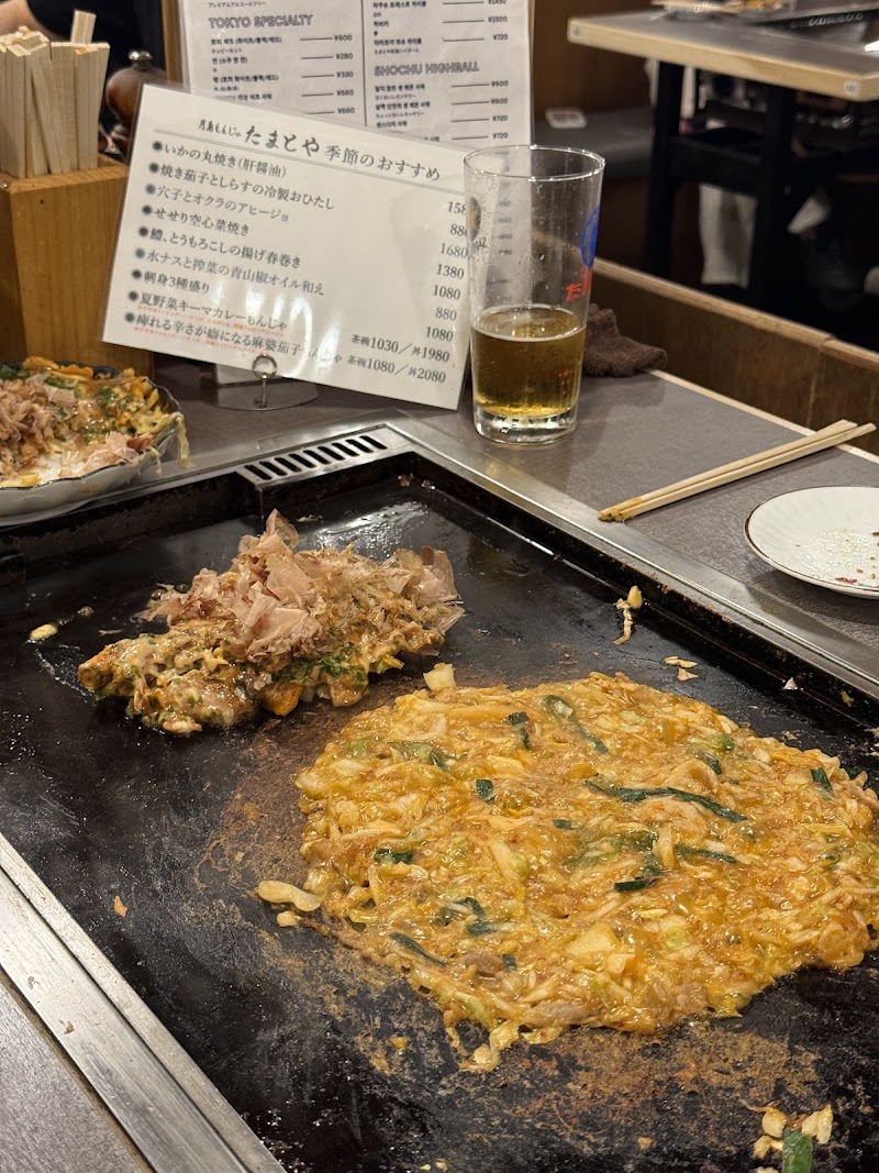 Tsukishima Monja Tamatoya Tokyo station - Tsukishima Monja Tamatoya Tokyo station Japan, 〒100-0005 Tokyo, Chiyoda City, Marunouchi, 1-chōme−9−１ 東京駅 黒塀横丁B1F
