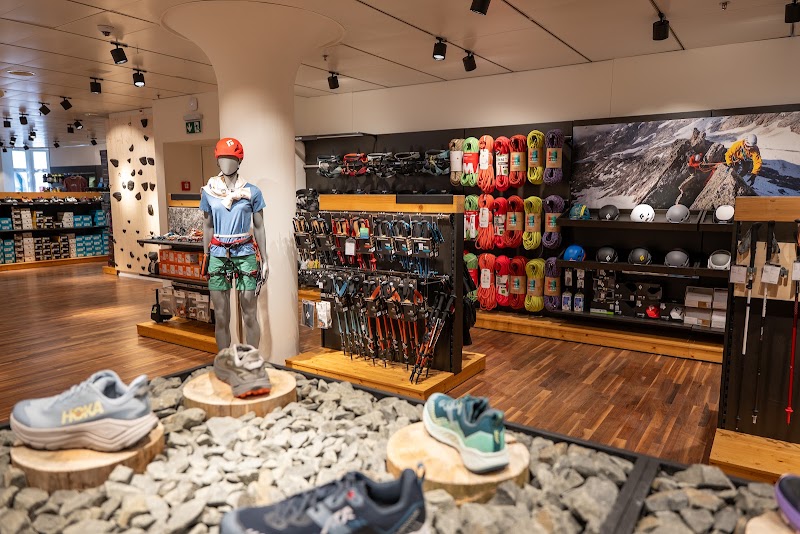 Transa Travel & Outdoor, St. Gallen - Transa Travel & Outdoor, St. Gallen Multergasse 47, 9000 St. Gallen, Switzerland